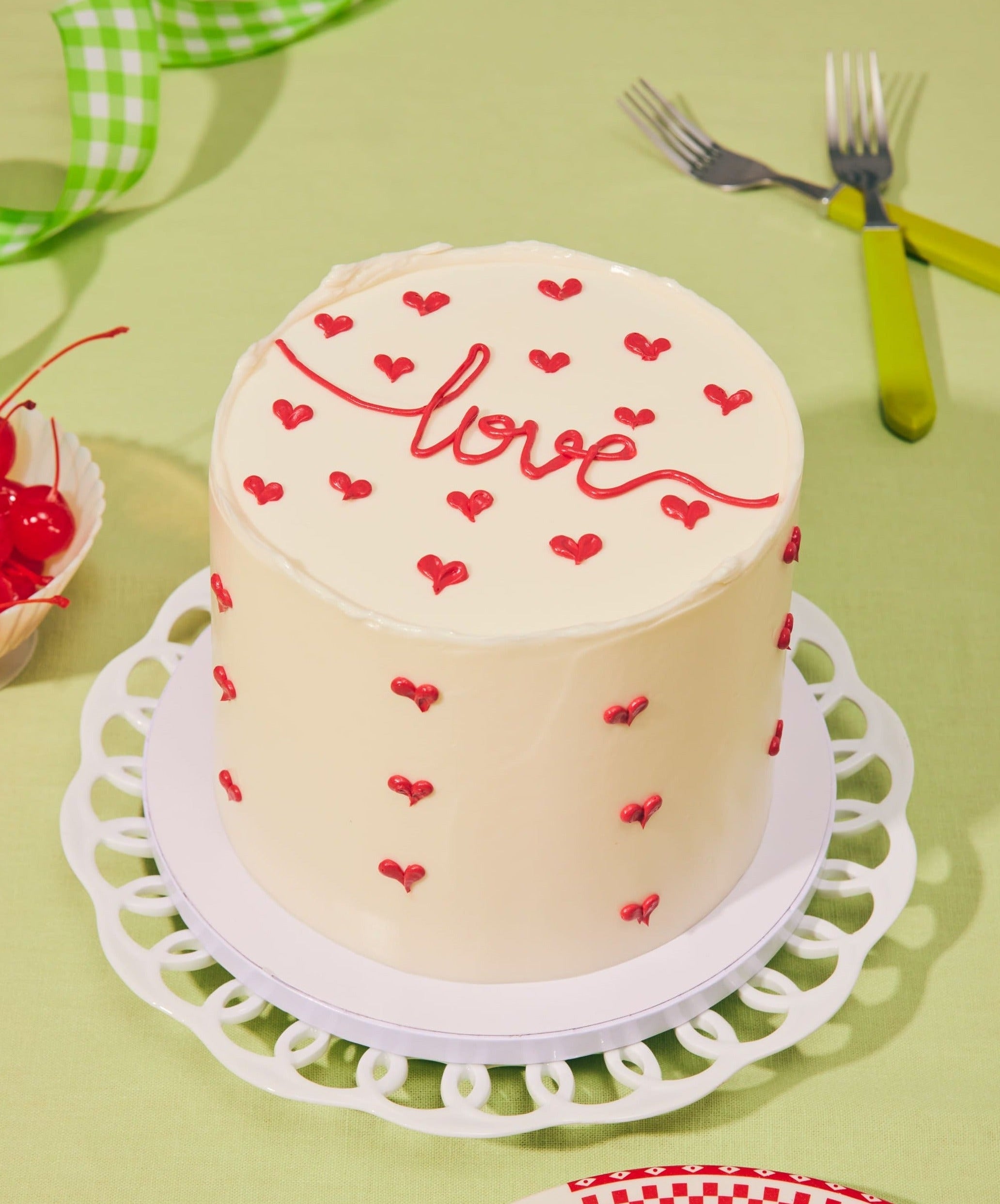 Actually Love Custom Cake Knees Up  Cakery